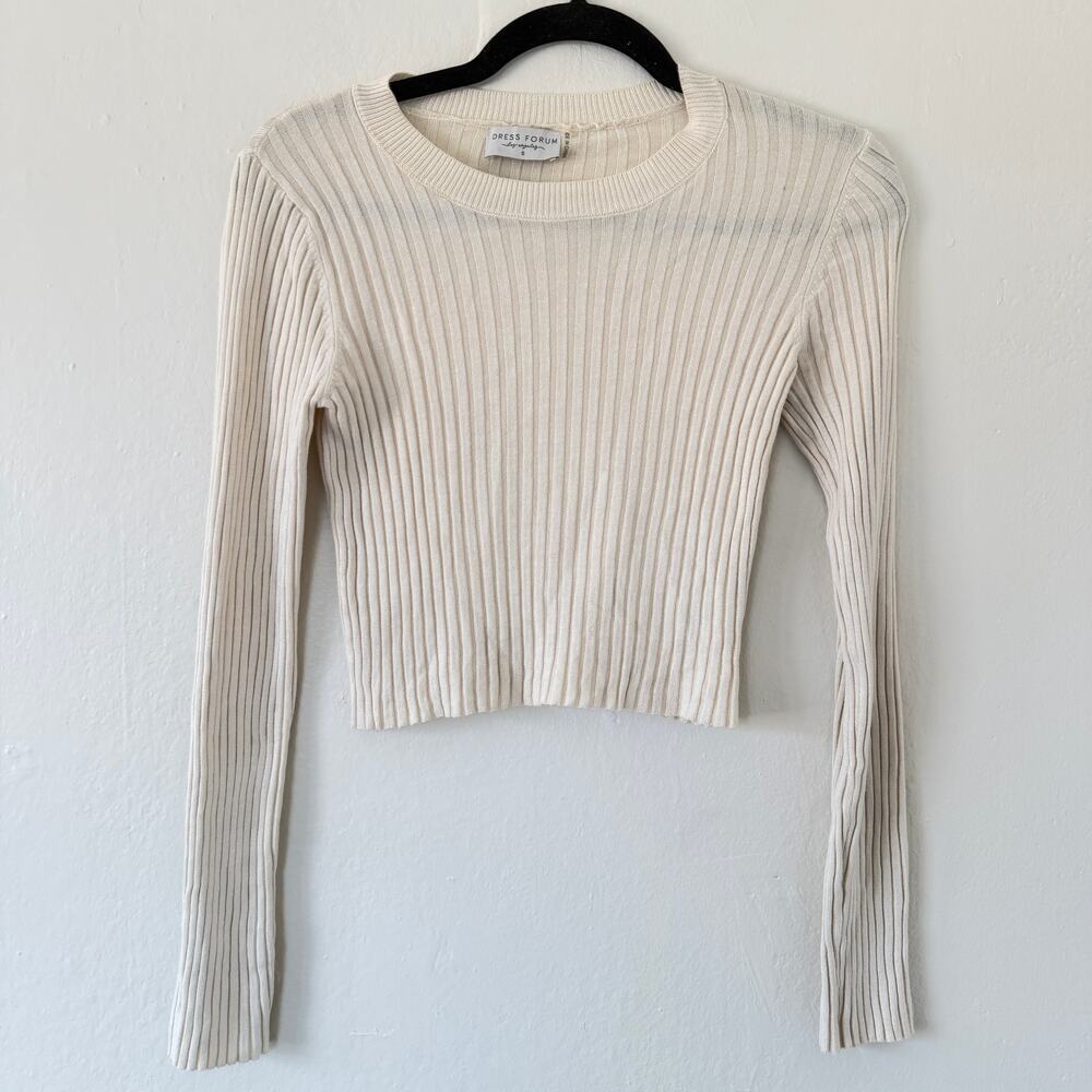 Cream Long sleeve knit cropped top sweater